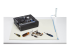 StarTech.com 11x18in Anti Static Mat, ESD Mat for Electronics Repair, Anti Static Desk Mat w/Detachable Grounding Wire, ANSI/ESD S 4.1 Compliant, Flexible Thermoplastic Work Mat/Pad - Framsidan